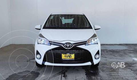 foto Toyota Yaris 5P 1.5L Premium usado (2015) color Blanco precio $149,000