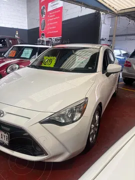 Toyota Yaris 5P 1.5L S usado (2018) color Blanco precio $209,999