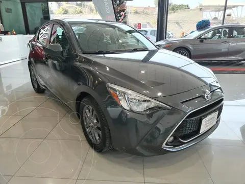 Toyota Yaris 5P 1.5L S Aut usado (2020) color Gris Oscuro precio $249,000