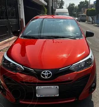 Toyota Yaris 5P 1.5L Core Aut usado (2018) color Naranja precio $238,000