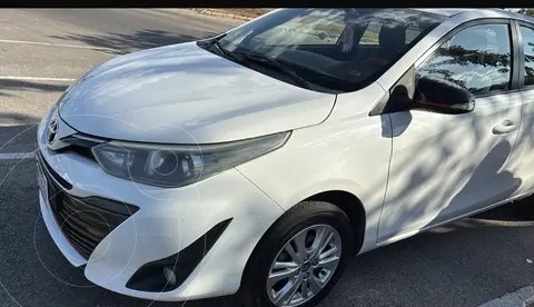 Toyota Yaris 5P 1.5L S usado (2019) color Blanco precio $215,000