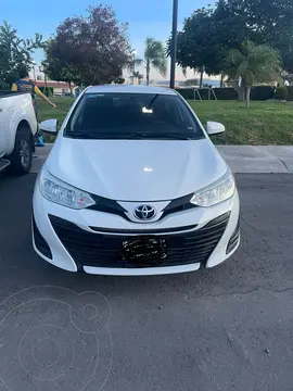 Toyota Yaris 5P 1.5L Core Aut usado (2019) color Blanco precio $210,000