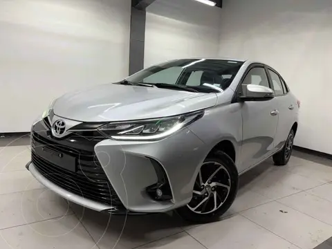 Toyota Yaris S Aut usado (2021) color Plata precio $269,000