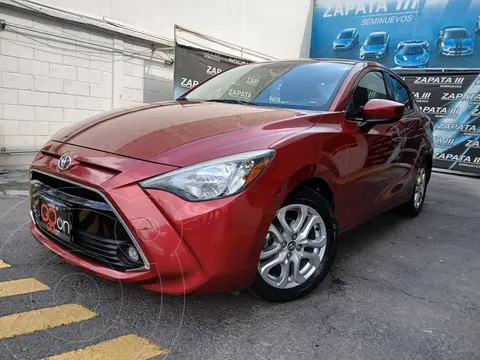 Toyota Yaris 5P 1.5L S Aut usado (2017) color Rojo precio $219,000