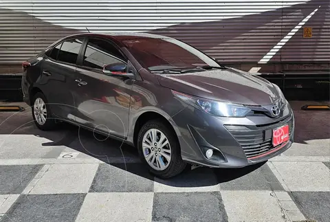 Toyota Yaris 5P 1.5L S usado (2019) color Gris precio $275,000