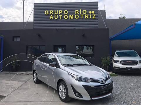 foto Toyota Yaris 5P 1.5L Core usado (2019) color Plata Dorado precio $215,000