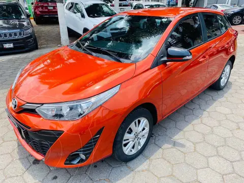 Toyota Yaris 5P 1.5L S usado (2018) color Naranja precio $257,000