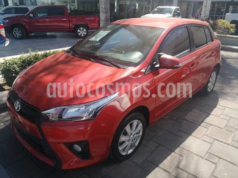 Toyota Yaris 5P 1.5L S Aut usado (2017) color Naranja precio $215,000