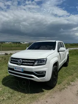 Volkswagen Amarok DC 4x2 Highline usado (2019) color Blanco precio u$s28.000