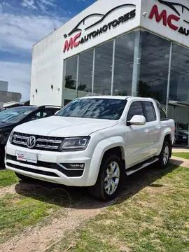 Volkswagen Amarok AMAROK 30TD 4X4 DC AT 258HP HIGHLI usado (2021) color Blanco precio u$s33.000