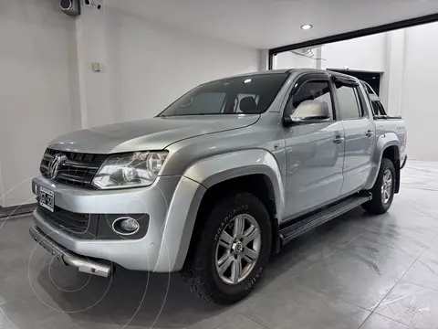 Volkswagen Amarok DC 4x2 Highline Pack (180Cv) Aut Cuero usado (2014) color Gris Off-Road precio $25.900.000