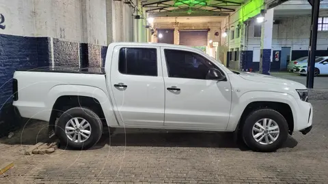 Volkswagen Amarok DC 4x2 Trendline usado (2024) color Blanco Candy financiado en cuotas(anticipo $4.999.999)