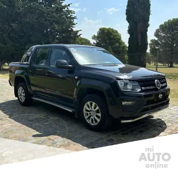 foto Volkswagen Amarok AMAROK 20TD 4X2 DC COM 180HP   L17 usado (2018) color Negro precio $32.500.000