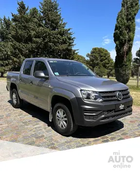 Volkswagen Amarok AMAROK 20TD 4X2 DC TREND.180 HP usado (2021) color Gris precio $35.000.000