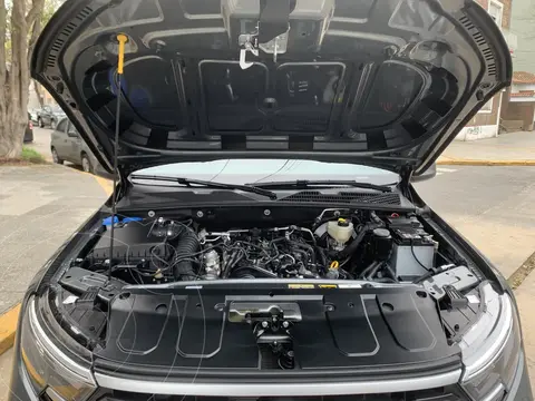 Volkswagen Amarok DC 4x2 Trendline usado (2024) color Gris financiado en cuotas(anticipo $7.000.000)