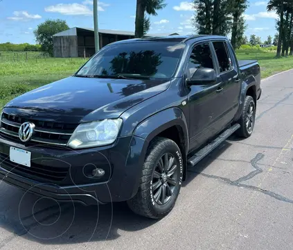 Volkswagen Amarok DC 4x4 Dark Label usado (2015) color Azul Starlight precio $25.500.000