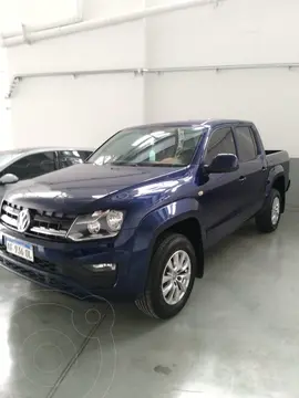 foto Volkswagen Amarok DC 4x2 Comfortline usado (2023) color Azul Starlight precio $33.500.000