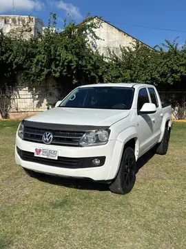 Volkswagen Amarok DC 4x2 Trendline (180Cv) usado (2015) color Blanco precio $25.000.000