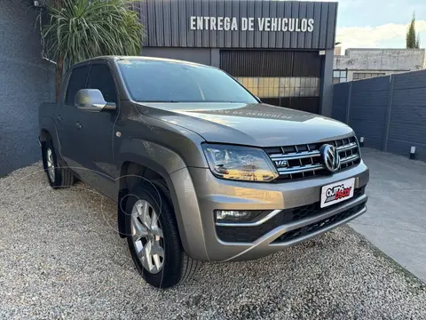 Volkswagen Amarok AMAROK 30TD 4X4 DC AT 258HP HIGHLI usado (2021) color Beige precio u$s38.000