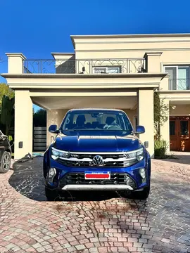 Volkswagen Amarok DC 4x4 Highline V6 Aut 258Cv usado (2025) color Azul Brillante precio $64.000.000