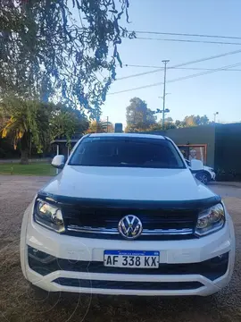 Volkswagen Amarok DC 4x4 Comfortline V6 Aut 258Cv usado (2022) color Blanco Candy financiado en cuotas(anticipo $2.500.000)