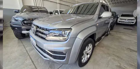 Volkswagen Amarok DC 4x4 Highline V6 Aut 258Cv usado (2023) color Plata precio $52.000.000