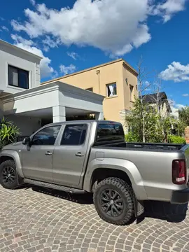 Volkswagen Amarok DC 4x4 Trendline usado (2024) color Gris financiado en cuotas(anticipo $5.999.999)