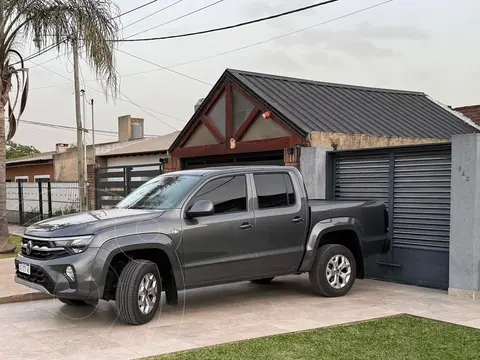 Volkswagen Amarok DC 4x4 Comfortline V6 Aut usado (2024) color Gris Oscuro precio $48.500.000
