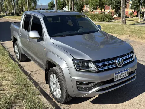 Volkswagen Amarok DC 4x2 Trendline usado (2024) color Gris financiado en cuotas(anticipo $1.999.999)