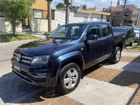 Volkswagen Amarok DC 4x4 Highline Pack (180Cv) Aut usado (2017) color Azul precio u$s31.500