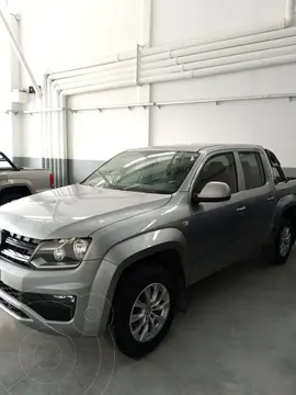 Volkswagen Amarok DC 4x2 Comfortline Aut usado (2022) color Plata Reflex precio $35.000.000