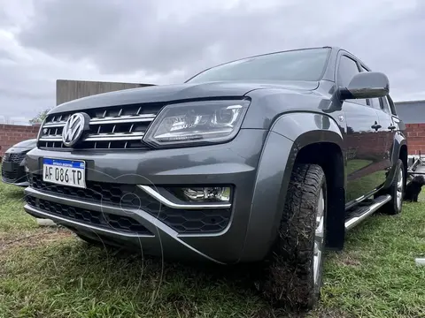 Volkswagen Amarok DC 4x2 Comfortline Aut usado (2022) color Gris Oscuro financiado en cuotas(anticipo $4.500.000)