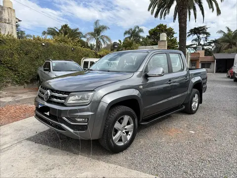 Volkswagen Amarok DC 4x2 Highline Pack (180Cv) Aut usado (2017) color Gris Off-Road precio u$s19.800