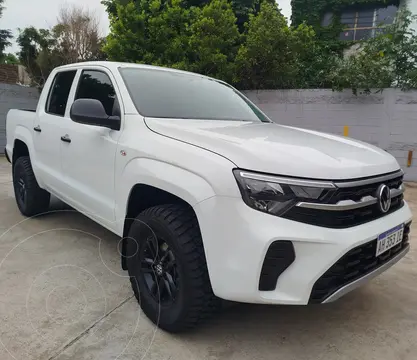 Volkswagen Amarok DC 4x2 Trendline usado (2024) color Blanco Candy financiado en cuotas(anticipo $7.999.999)