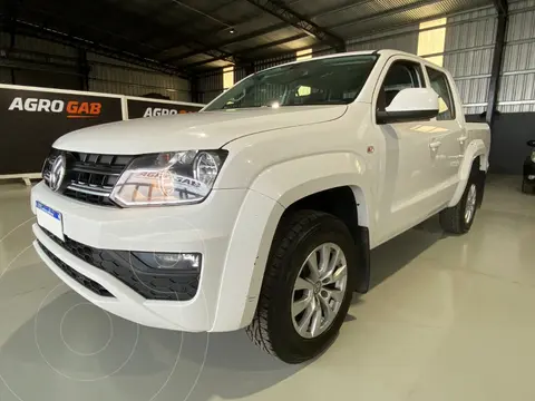 foto Volkswagen Amarok DC 4x4 Comfortline usado (2021) color Gris precio $22.000.000