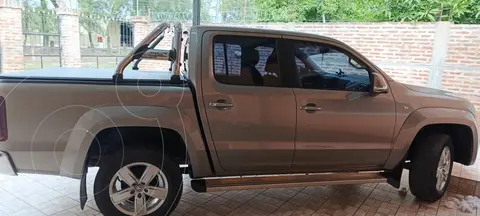 Volkswagen Amarok DC 4x2 Highline Pack (180Cv) Cuero usado (2024) color Beige Arena precio $50.000.000