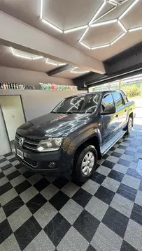 Volkswagen Amarok DC 4x2 Trendline (180Cv) usado (2013) color Azul Starlight precio u$s18.500