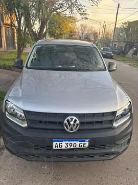 Volkswagen Amarok DC 4x2 Trendline usado (2023) color Plata precio $35.000.000