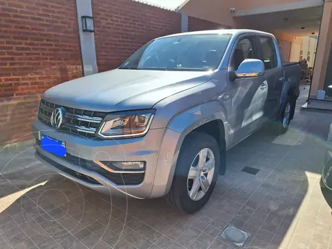 Volkswagen Amarok DC 4x2 Highline usado (2022) color Plata Reflex financiado en cuotas(anticipo $5.000.000)