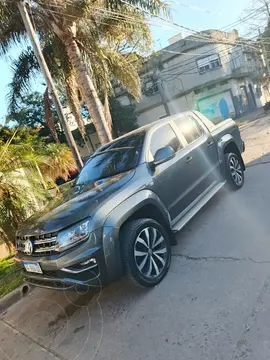Volkswagen Amarok DC 4x4 Highline V6 Aut 258Cv usado (2023) color Gris Indio financiado en cuotas(anticipo $7.500.000)