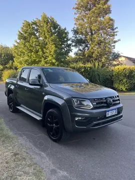 Volkswagen Amarok DC 4x4 Highline usado (2022) color Gris Oscuro financiado en cuotas(anticipo $2.500.000 cuotas desde $360.000)