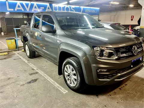Volkswagen Amarok DC 4x4 Comfortline V6 Aut 258Cv usado (2022) color Gris Oscuro precio $42.000.000