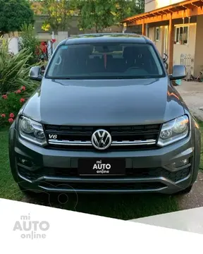 Volkswagen Amarok Amarok 30Td 4X4 Dc At 258HP Comfortline usado (2022) color Gris precio $41.000.000