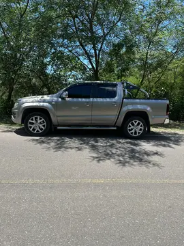 Volkswagen Amarok DC 4x4 Highline V6 Aut 258Cv usado (2020) color Beige precio u$s32.000