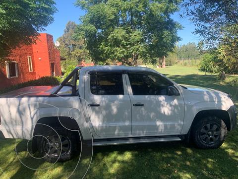 foto Volkswagen Amarok DC 4x2 Trendline usado (2017) color Blanco Candy precio $2.550.000