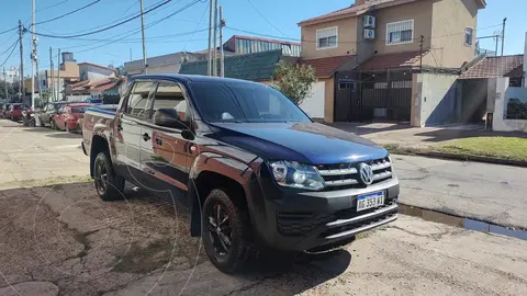 Volkswagen Amarok DC 4x2 Trendline usado (2024) color Negro Perla financiado en cuotas(anticipo $8.999.999)
