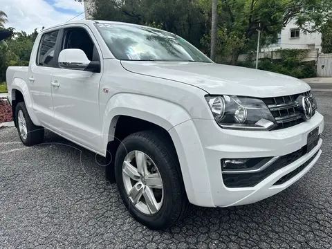 Volkswagen Amarok Highline 4x2 Gasolina usado (2022) color Blanco precio $629,000