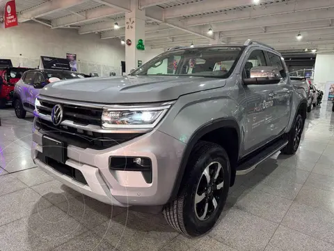 Volkswagen Amarok Style Diesel Aut (tiron de arrastre) usado (2024) color Plata financiado en mensualidades(enganche $233,260 mensualidades desde $17,845)