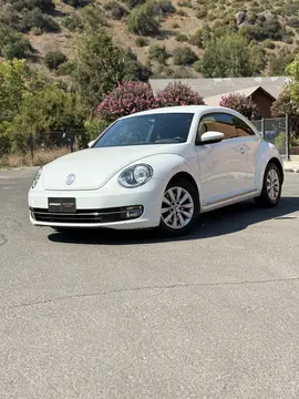 Volkswagen Beetle 1.4 Aut usado (2014) color Blanco precio $10.590.000