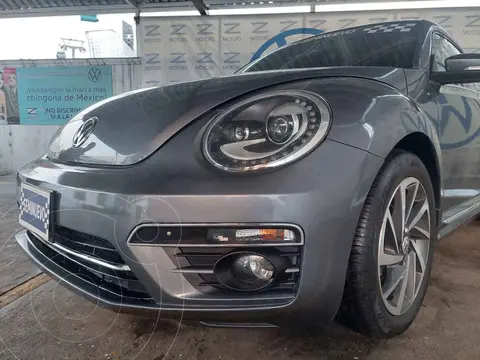 Volkswagen Beetle Sound usado (2018) color Gris financiado en mensualidades(enganche $79,000)